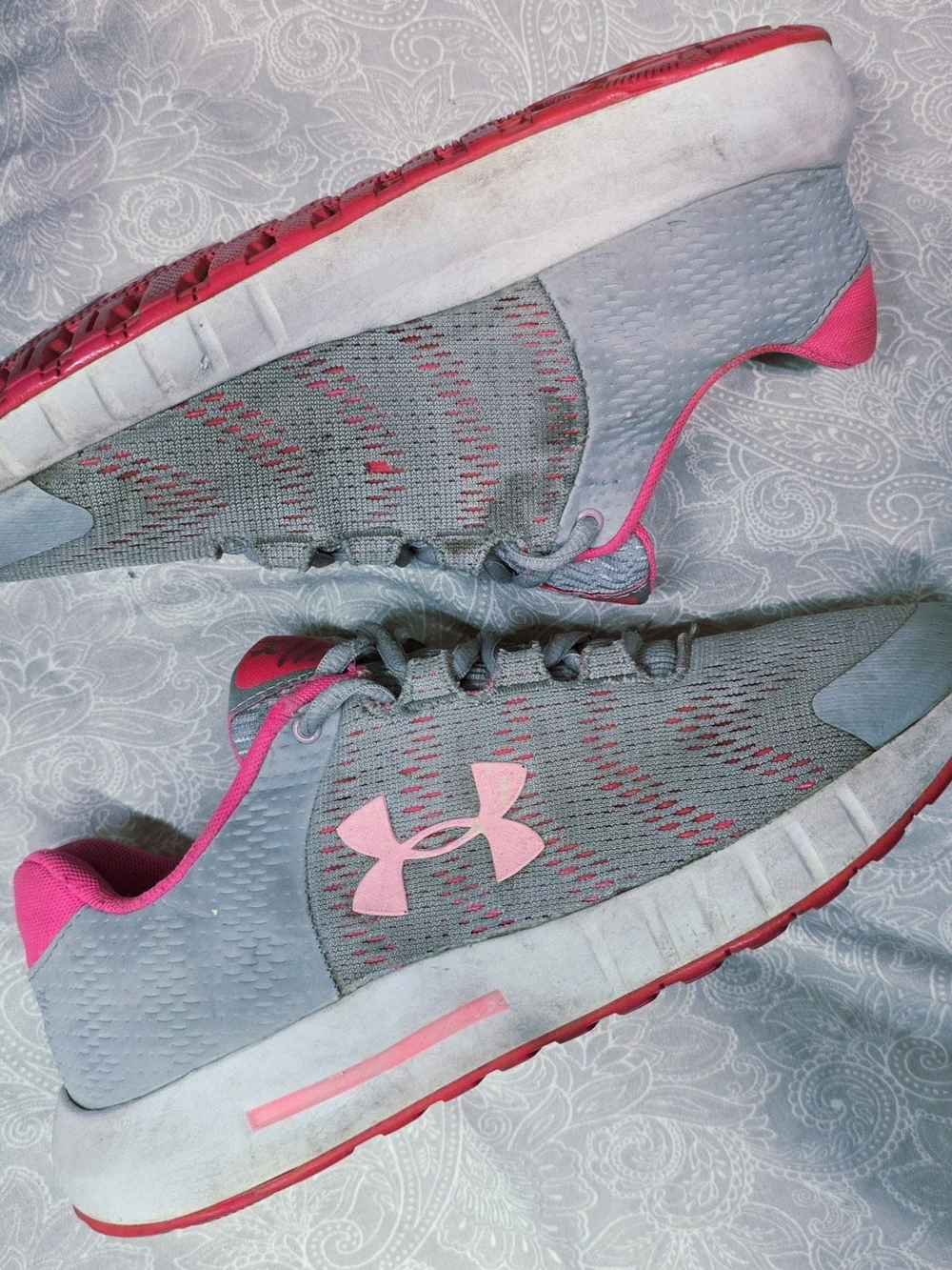 Under Armour UA Pursuit BP Running Shoes Gray Pink Women's 6.5 / Youth 5Y Micro
